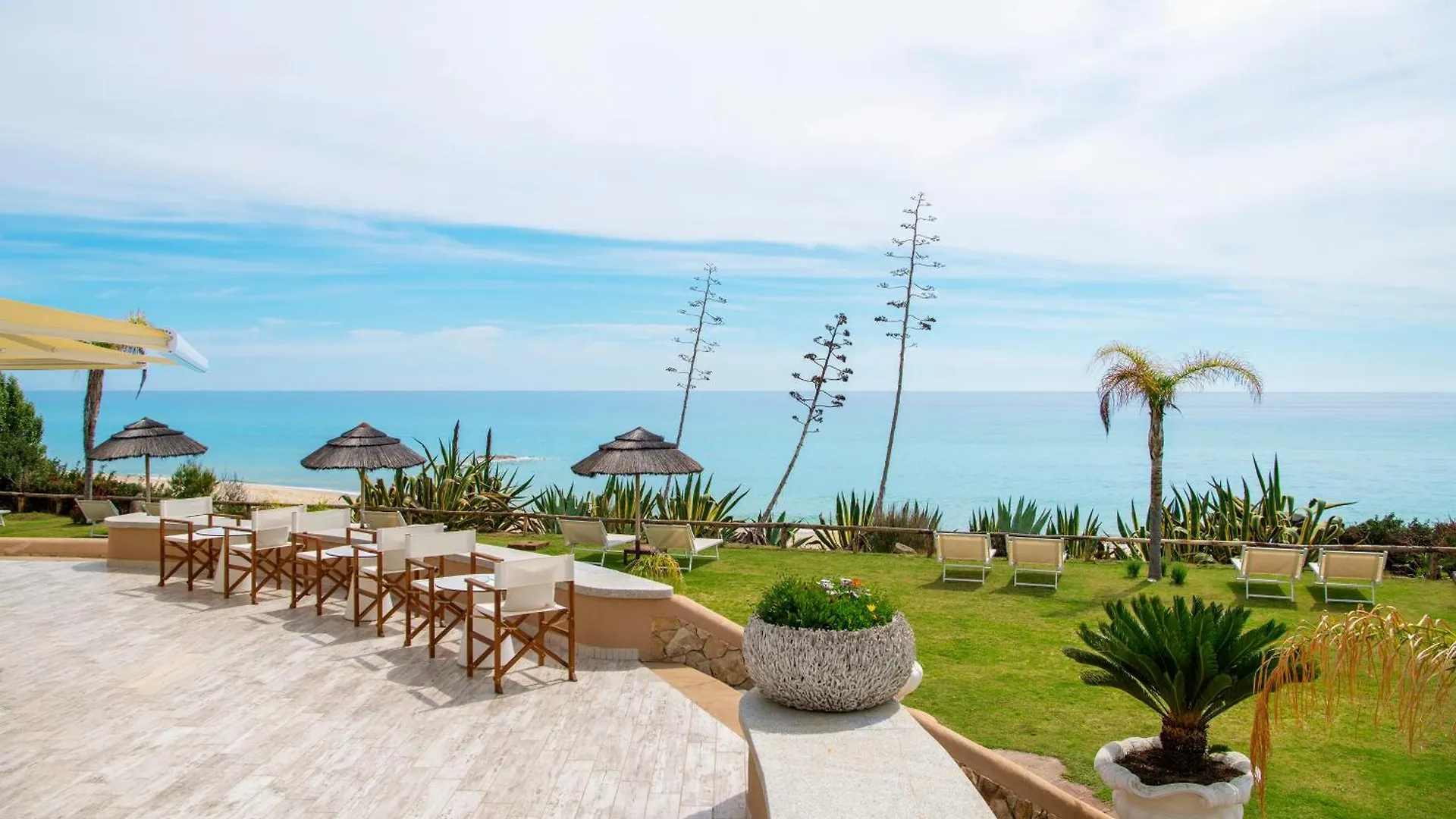 Villa Escargot Luxury In Costa Rei Beach 5*,