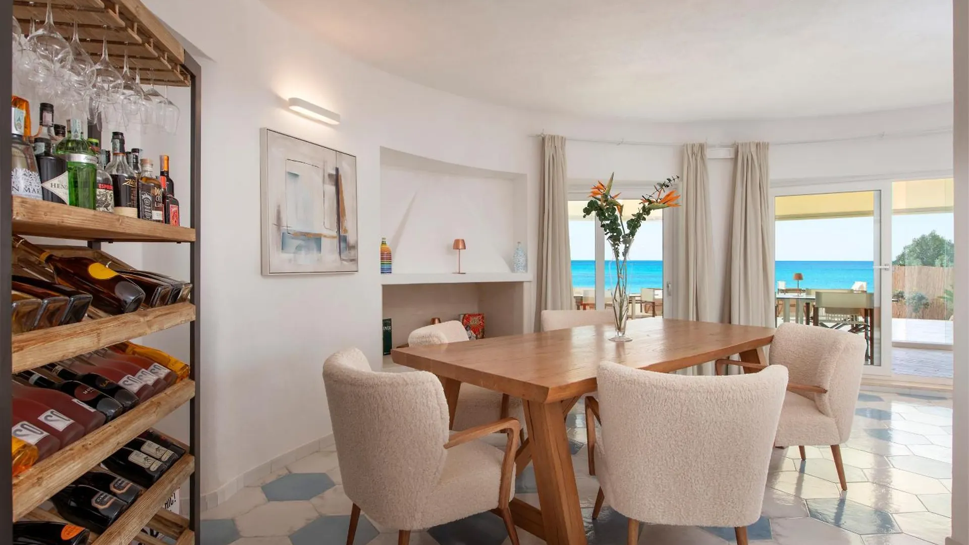 Hotel Villa Escargot Luxury In Costa Rei Beach